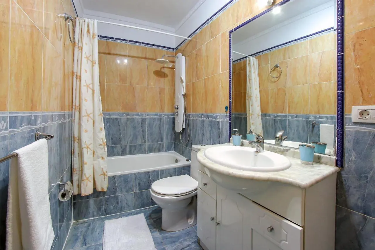 Exclusive 1 Bedroom Apartment With A Pool, 11F Arona  Holiday home