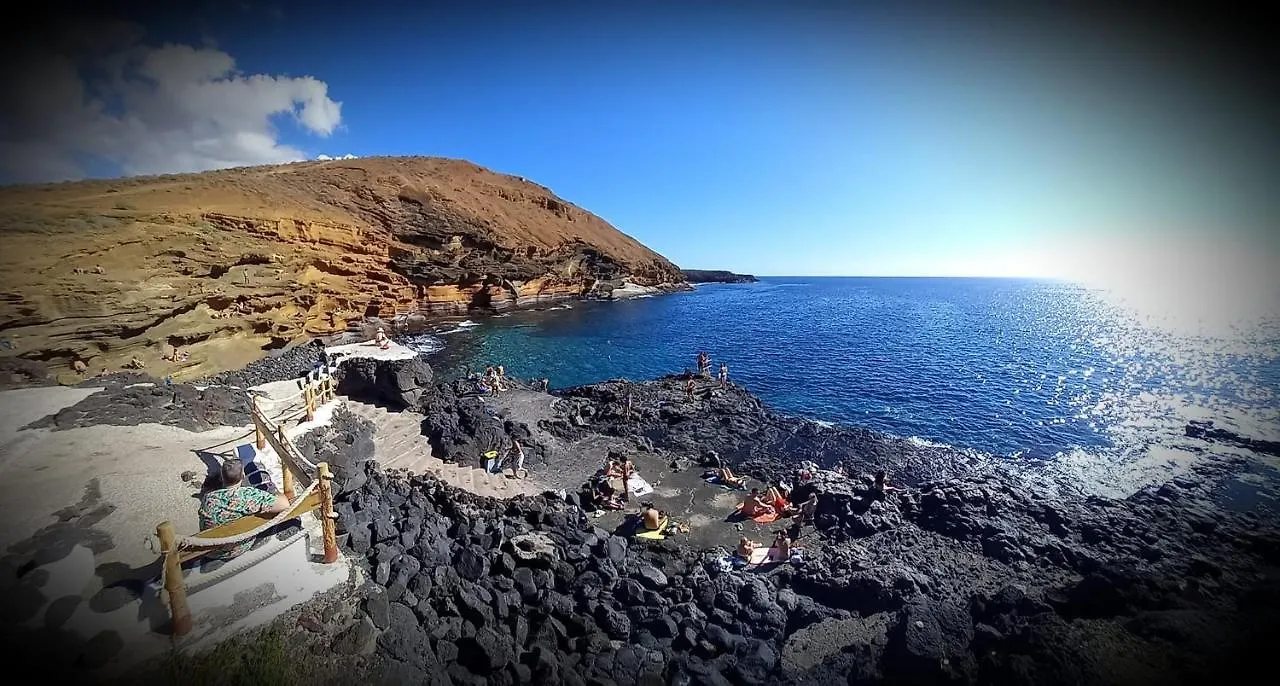 Exclusive 1 Bedroom Apartment With A Pool, 11F Arona  Holiday home Arona (Tenerife)