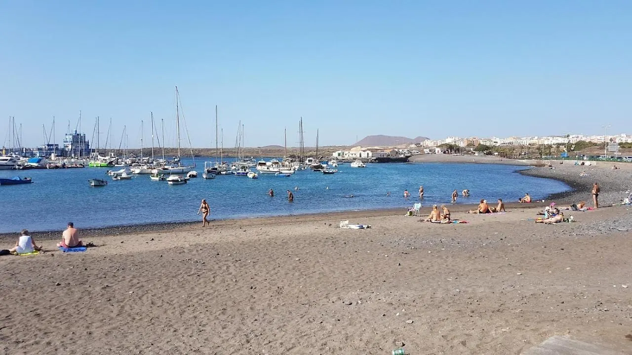 Exclusive 1 Bedroom Apartment With A Pool, 11F Arona  0*, Arona (Tenerife)