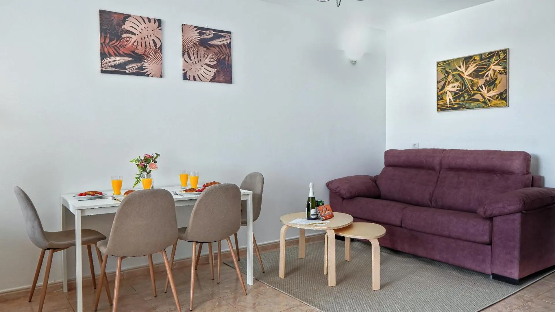 Exclusive 1 Bedroom Apartment With A Pool, 11F Arona  Spain