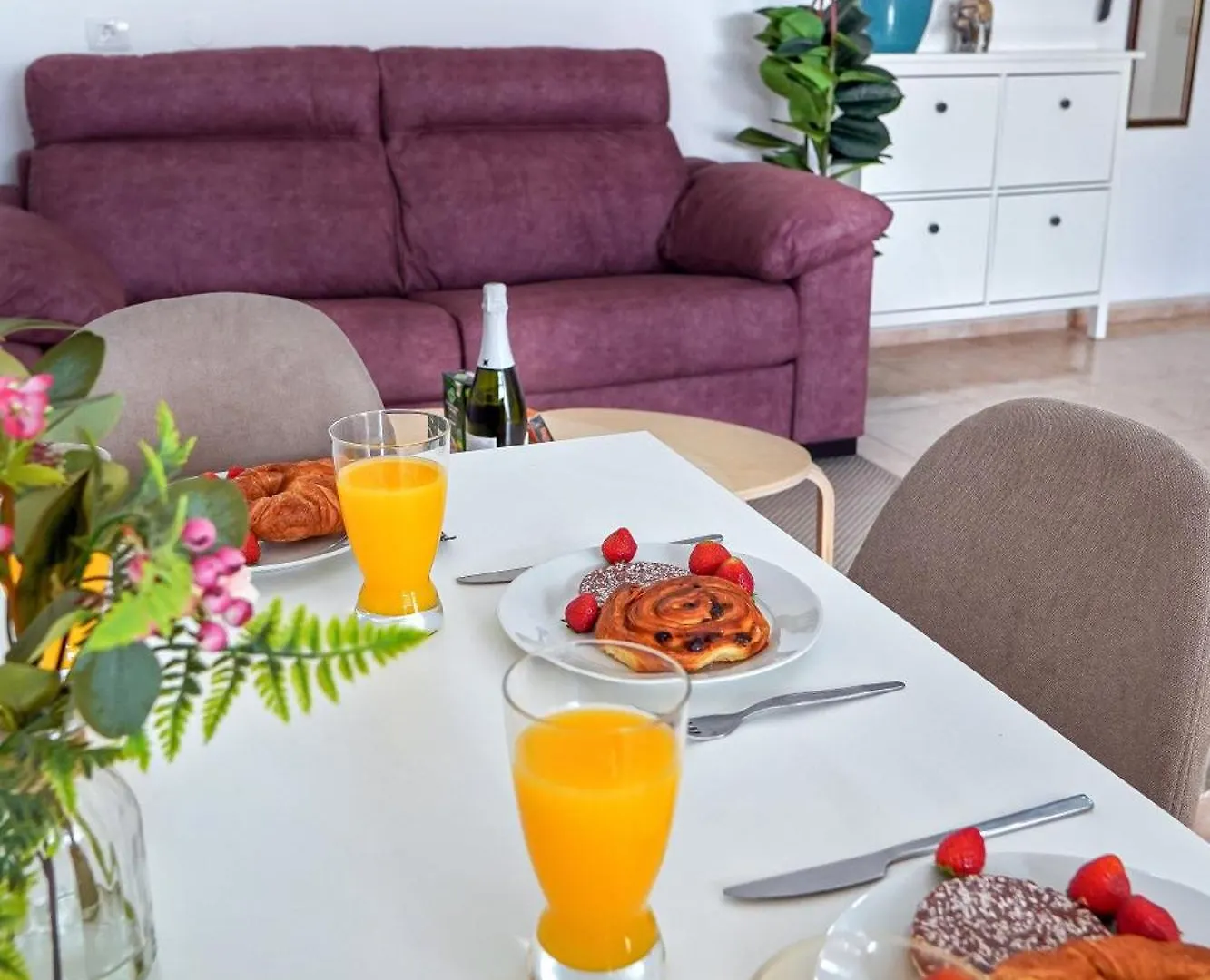 Holiday home Exclusive 1 Bedroom Apartment With A Pool, 11F Arona