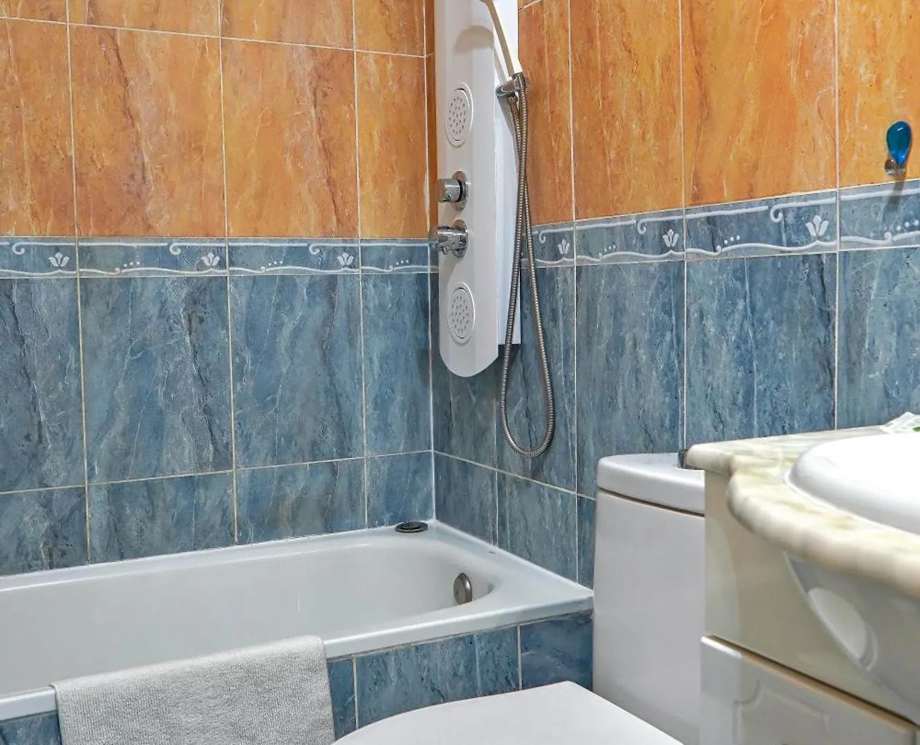 Exclusive 1 Bedroom Apartment With A Pool, 11F Arona  0*, Arona (Tenerife)